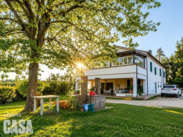 casa indipendente in vendita a Cesena in zona Roversano