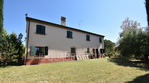 casa indipendente in vendita a Cesena in zona San Tomaso