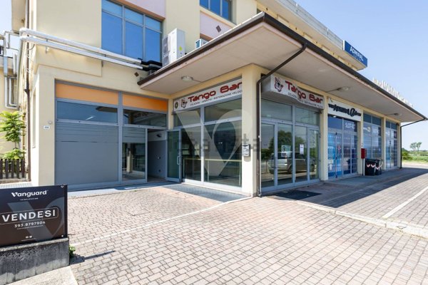 ufficio in vendita a Cesena