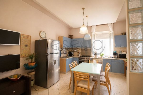 casa indipendente in vendita a Cesena