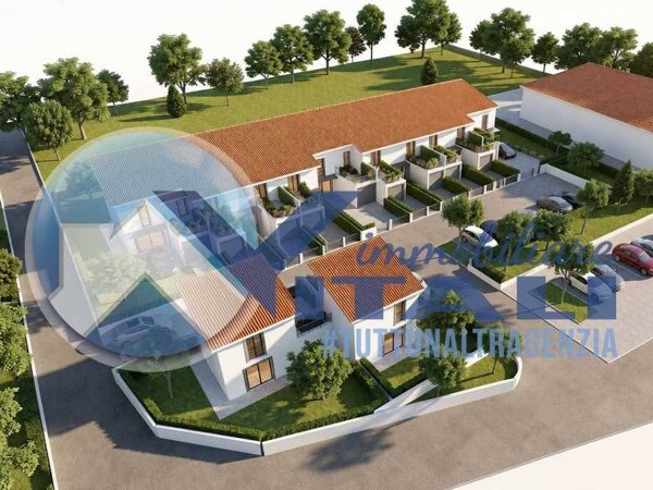 casa indipendente in vendita a Cesena in zona Pievesestina