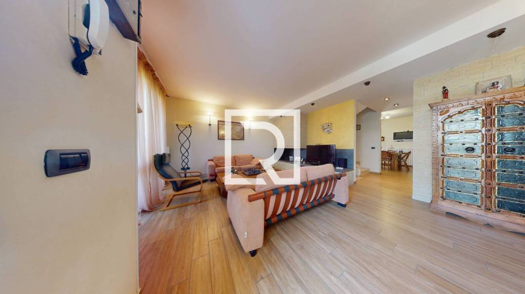casa indipendente in vendita a Cesena in zona Fiorenzuola