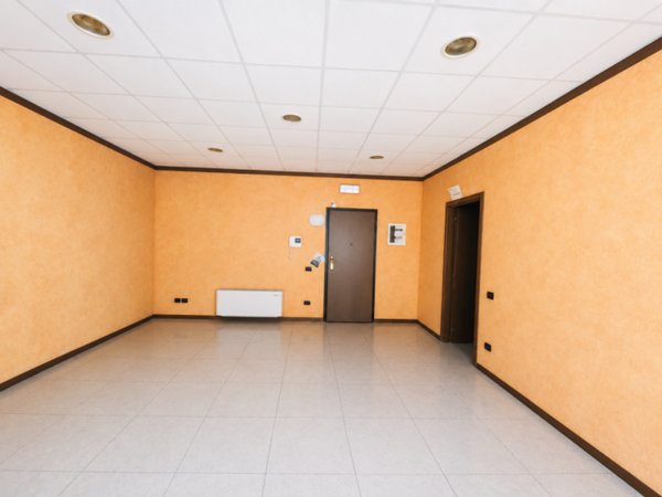 ufficio in vendita a Cesena in zona Marcorano