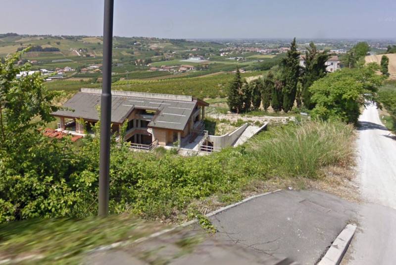terreno in vendita a Cesena in zona Ponte Pietra