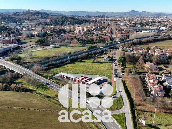 terreno agricolo in vendita a Cesena in zona Ponte Pietra