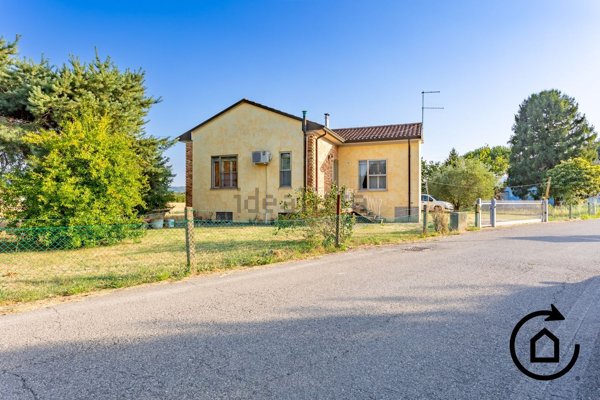 casa indipendente in vendita a Cesena