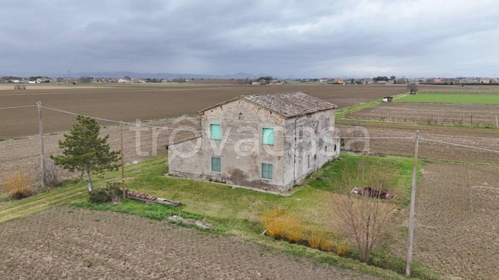 casa indipendente in vendita a Cesena in zona San Giorgio