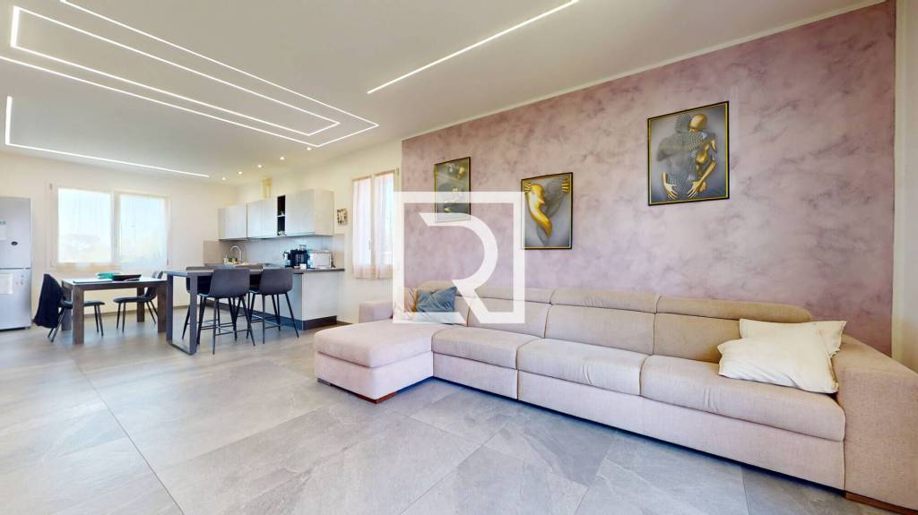 casa indipendente in vendita a Cesena in zona Macerone