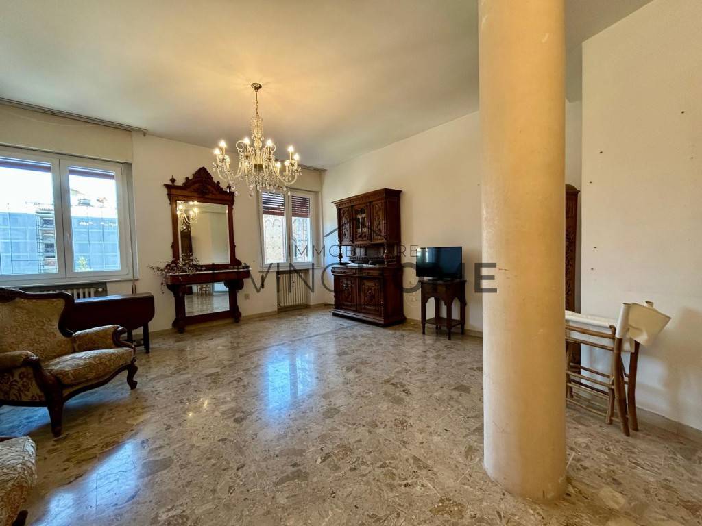 appartamento in vendita a Cesena in zona Centro Storico