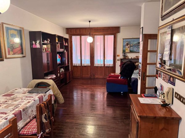 casa indipendente in vendita a Cesena