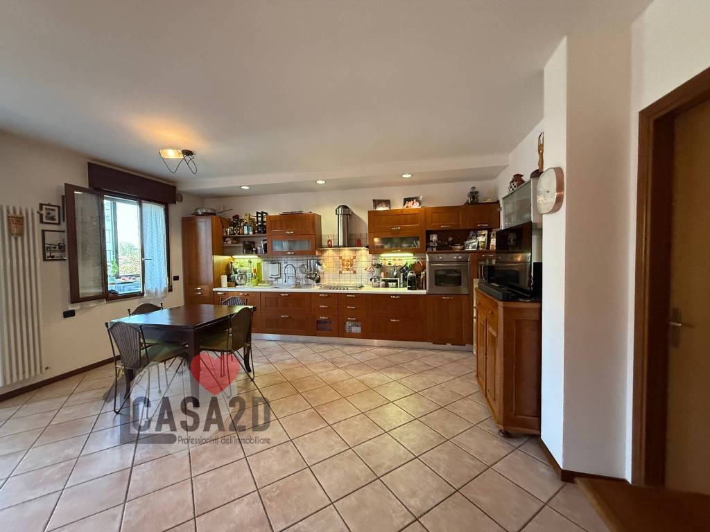 appartamento in vendita a Cesena in zona Pievesestina