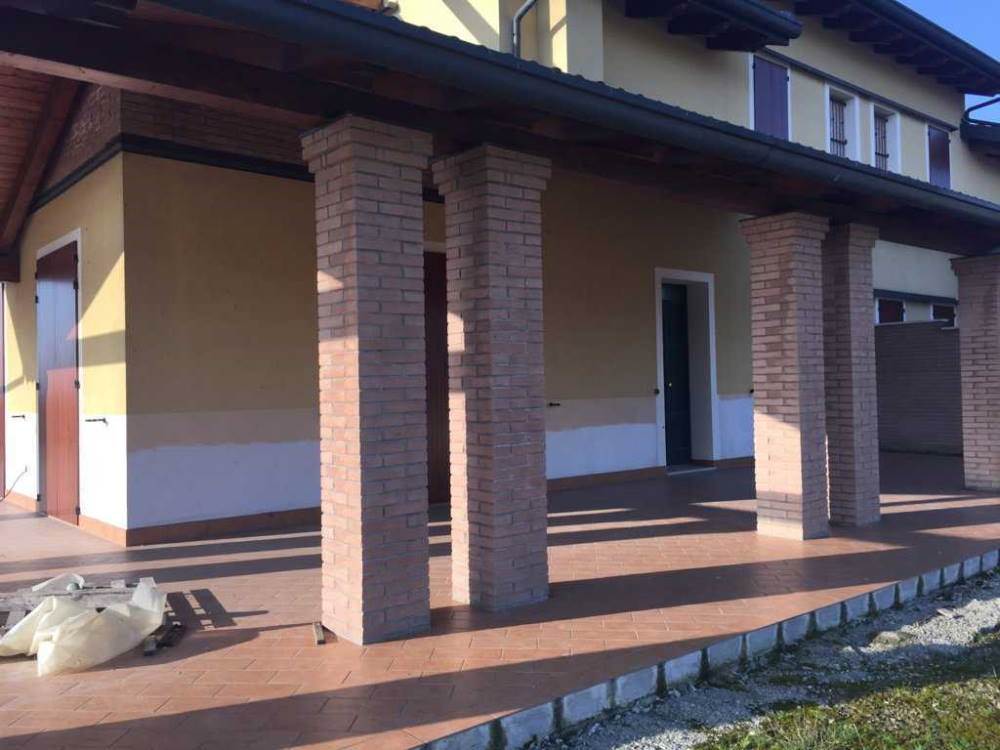 casa indipendente in vendita a Cesena in zona Pontecucco