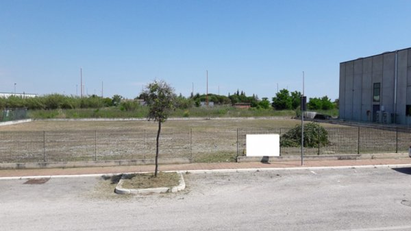 terreno edificabile in vendita a Cesena