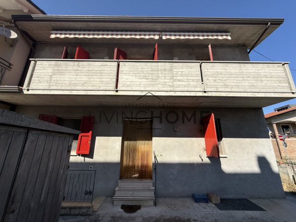 appartamento in vendita a Cesena in zona Cesuola