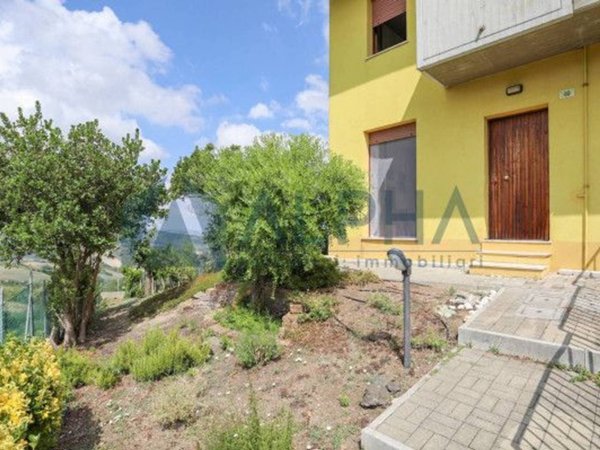 casa indipendente in vendita a Cesena in zona Tessello