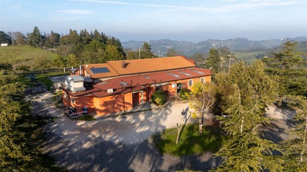 negozio in vendita a Cesena in zona Montereale