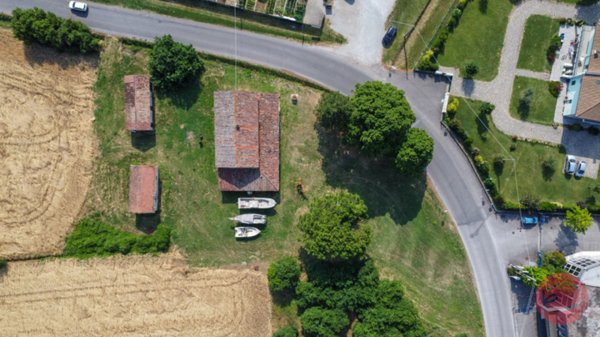 casa indipendente in vendita a Cesena in zona Calisese