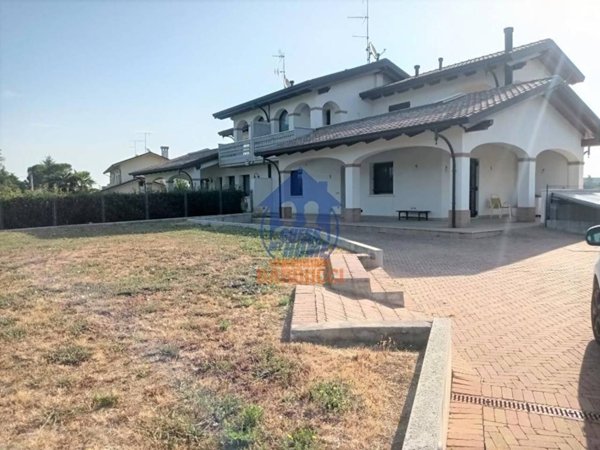 casa indipendente in vendita a Cesena in zona San Vittore