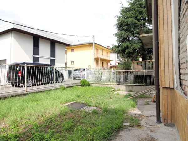 appartamento in vendita a Cesena in zona San Carlo