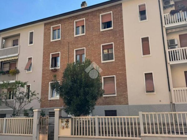 appartamento in vendita a Cesena in zona Centro Storico