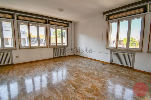 appartamento in vendita a Cesena in zona Centro Storico