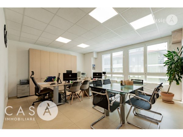 ufficio in vendita a Cesena in zona Barriera