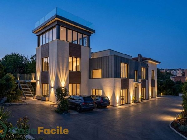 casa indipendente in vendita a Cesena in zona Fiorenzuola