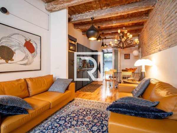 casa indipendente in vendita a Cesena in zona Centro Storico