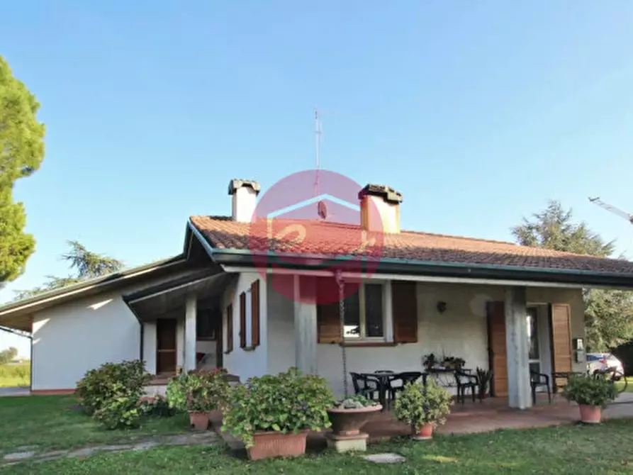 casa indipendente in vendita a Cesena