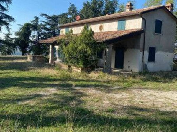 casa indipendente in vendita a Cesena