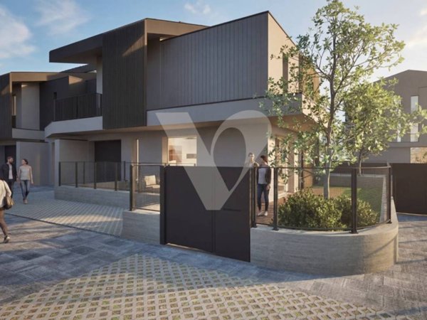 casa indipendente in vendita a Cesena in zona Marcorano