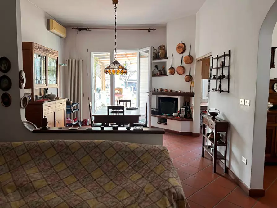 casa indipendente in vendita a Cesena in zona Centro Storico