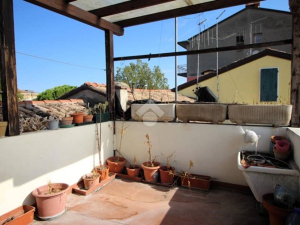 casa indipendente in vendita a Cesena in zona Centro Storico