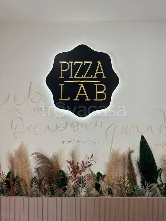 negozio in vendita a Cesena in zona Centro Storico