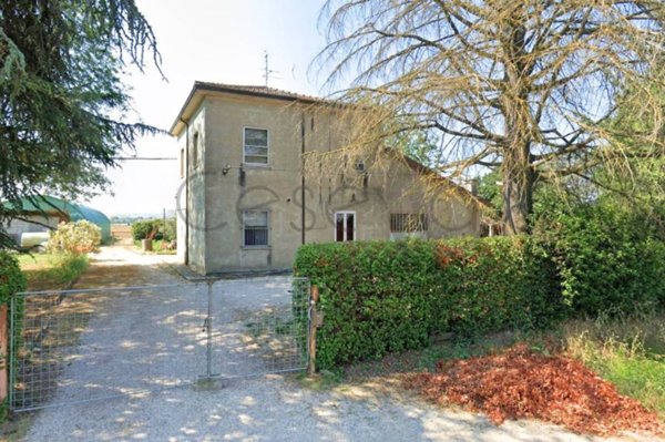 casa indipendente in vendita a Cesena in zona Redichiaro