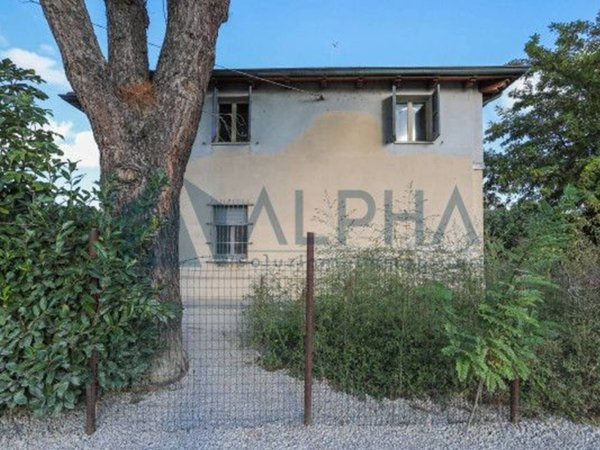 casa indipendente in vendita a Cesena in zona Sant'Andrea in Bagnolo