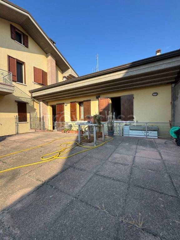casa indipendente in vendita a Cesena in zona Centro Storico