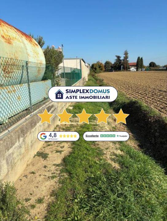terreno in vendita a Cesena in zona Madonna dell'Ulivo