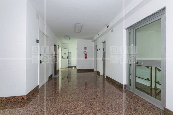 ufficio in vendita a Cesena in zona Centro Storico