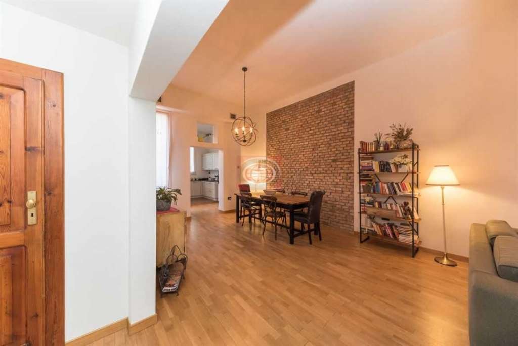 casa indipendente in vendita a Cesena in zona Centro Storico