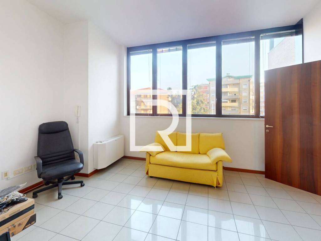 ufficio in vendita a Cesena