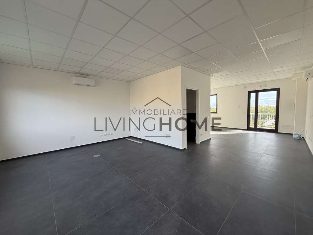 casa indipendente in vendita a Cesena in zona Villa Chiaviche