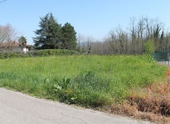 casa indipendente in vendita a Cesena in zona Oltresavio