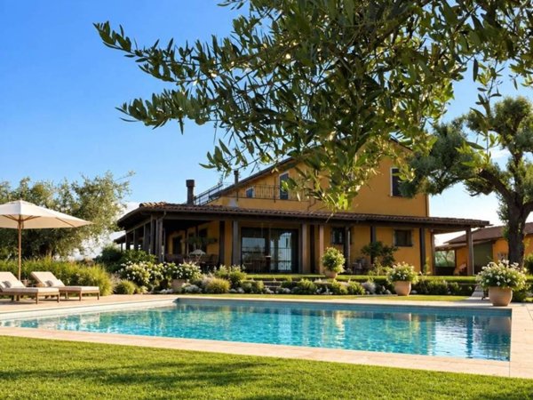 casa indipendente in vendita a Cesena in zona Lizzano