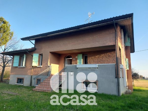 casa indipendente in vendita a Cesenatico in zona Bagnarola