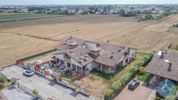 casa indipendente in vendita a Cesenatico in zona Borella
