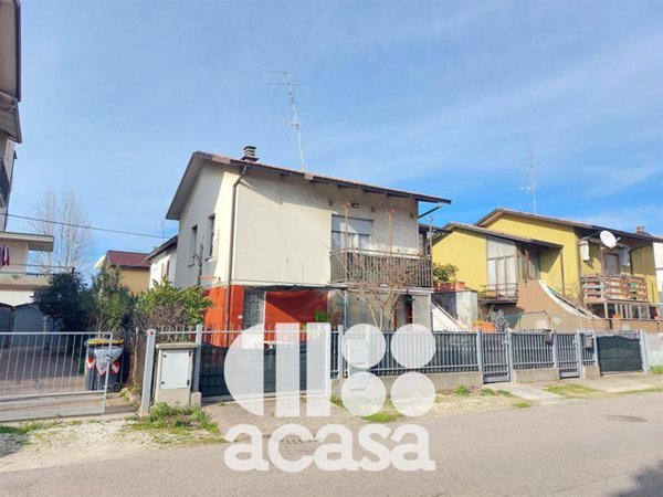 casa indipendente in vendita a Cesenatico in zona Valverde