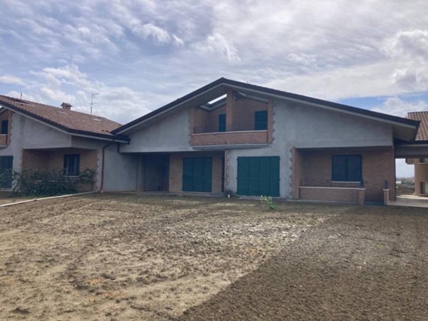 casa indipendente in vendita a Cesenatico in zona Sala