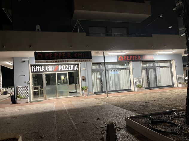negozio in vendita a Cesenatico