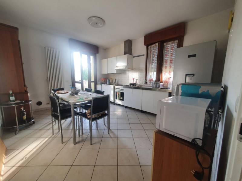 appartamento in vendita a Cesenatico in zona Sala